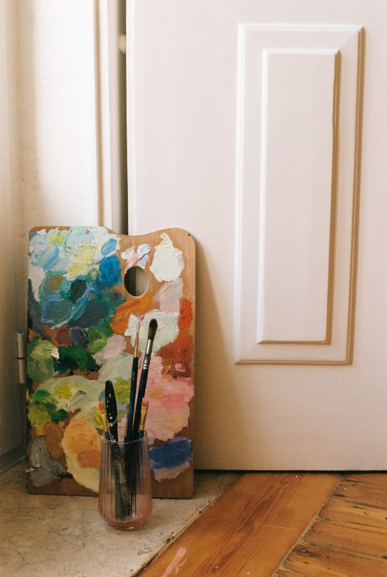 🎨 Cómo pintar puertas para restaurar y renovar tu hogar