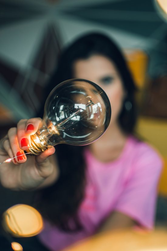 “Licenciados en Todología”: opinan de todo, saben de todo… ¿o eso creen? 🤔